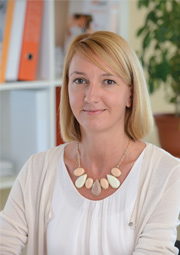 zsuzsa